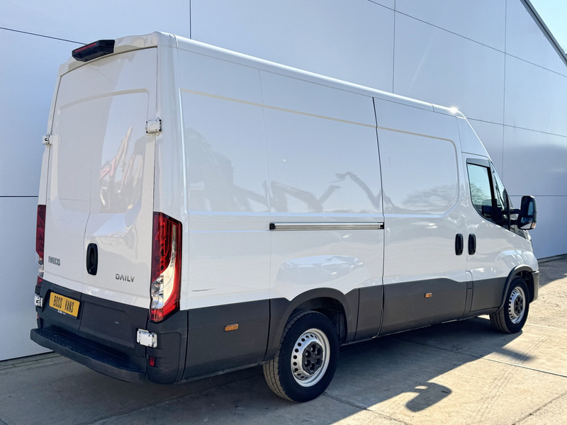 Iveco Daily 35S14 L2H2 Airco Cruise Control 3.5t Trekgewicht Euro 6 - Furgon: slika 3 Iveco Daily 35S14 L2H2 Airco Cruise Control 3.5t Trekgewicht Euro 6 - Furgon: slika 3