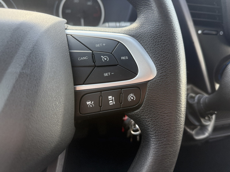 Dostavno vozilo s kesonom Iveco Daily 35S16 2.3 Automaat Open Laadbak Airco Adaptieve Cruise Control Standkachel 3.5t Trekhaak Navigatie Camera Pickup Pritische: slika 19 Dostavno vozilo s kesonom Iveco Daily 35S16 2.3 Automaat Open Laadbak Airco Adaptieve Cruise Control Standkachel 3.5t Trekhaak Navigatie Camera Pickup Pritische: slika 19