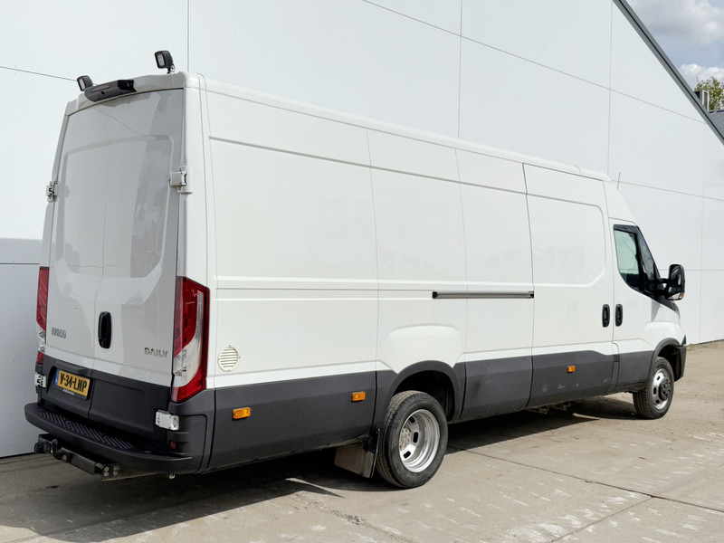 Iveco Daily 50C18 3.0L Automaat L4H2 Dubbellucht Airco Cruise Control Carplay Tachograaf Trekhaak Maxi - Furgon: slika 3 Iveco Daily 50C18 3.0L Automaat L4H2 Dubbellucht Airco Cruise Control Carplay Tachograaf Trekhaak Maxi - Furgon: slika 3