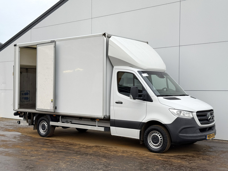 Mercedes-Benz Sprinter 314 2.2 CDI Laadklep Automaat Climate Control Cruise Control Koffer Bakwagen Meubelbak - Dostavno vozilo z zabojnikom: slika 5 Mercedes-Benz Sprinter 314 2.2 CDI Laadklep Automaat Climate Control Cruise Control Koffer Bakwagen Meubelbak - Dostavno vozilo z zabojnikom: slika 5