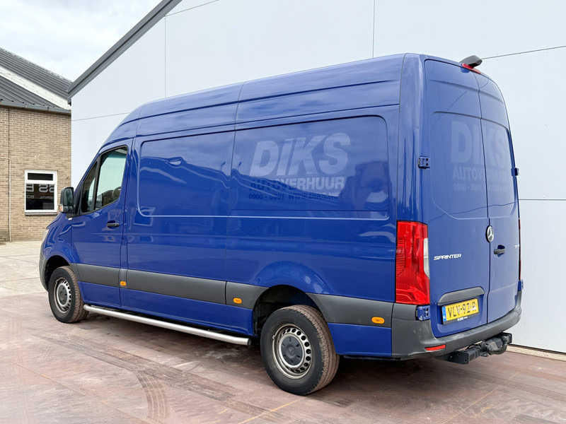 Mercedes-Benz Sprinter 315 1.9 CDI Automaat L2H2 Climate Control Cruise Control Carplay Trekhaak Dodehoek waarschuwing - Furgon: slika 2 Mercedes-Benz Sprinter 315 1.9 CDI Automaat L2H2 Climate Control Cruise Control Carplay Trekhaak Dodehoek waarschuwing - Furgon: slika 2