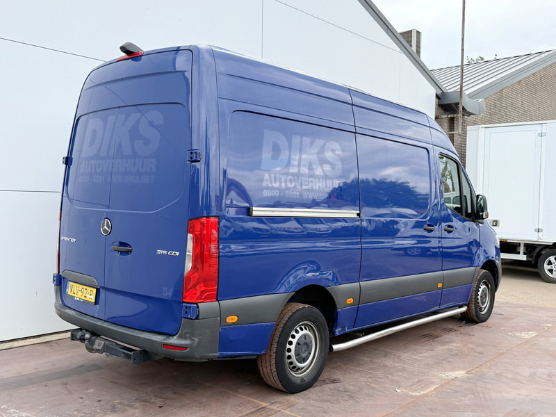 Mercedes-Benz Sprinter 315 1.9 CDI Automaat L2H2 Climate Control Cruise Control Carplay Trekhaak Dodehoek waarschuwing - Furgon: slika 3 Mercedes-Benz Sprinter 315 1.9 CDI Automaat L2H2 Climate Control Cruise Control Carplay Trekhaak Dodehoek waarschuwing - Furgon: slika 3
