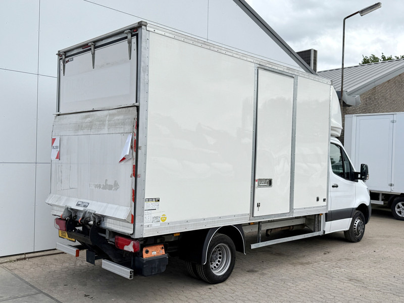 Mercedes-Benz Sprinter 514 2.2 CDI Dubbellucht Laadklep Airco Cruise Control Bakwagen Meubelbak Koffer - Dostavno vozilo z zabojnikom: slika 3 Mercedes-Benz Sprinter 514 2.2 CDI Dubbellucht Laadklep Airco Cruise Control Bakwagen Meubelbak Koffer - Dostavno vozilo z zabojnikom: slika 3