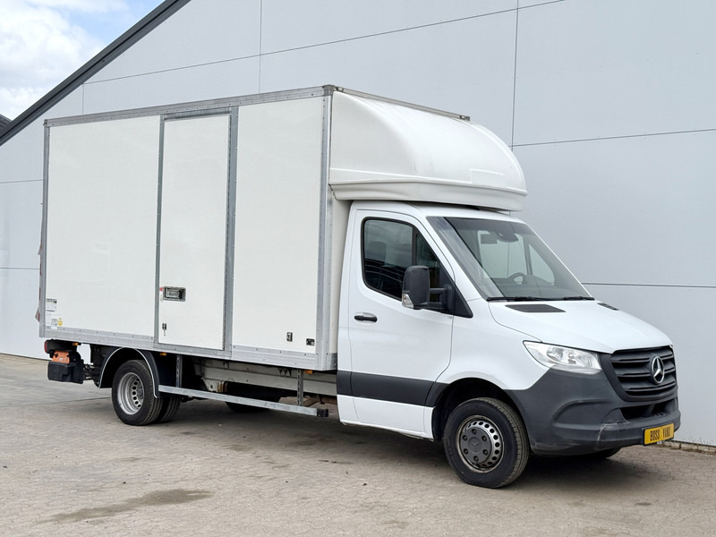 Mercedes-Benz Sprinter 514 2.2 CDI Dubbellucht Laadklep Airco Cruise Control Bakwagen Meubelbak Koffer - Dostavno vozilo z zabojnikom: slika 4 Mercedes-Benz Sprinter 514 2.2 CDI Dubbellucht Laadklep Airco Cruise Control Bakwagen Meubelbak Koffer - Dostavno vozilo z zabojnikom: slika 4