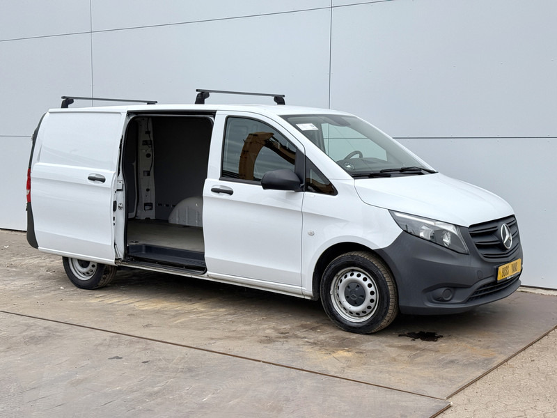 Mercedes-Benz Vito 114 2.1 CDI Automaat L2H1 Climate Control Cruise Control Camera Navigatie Trekhaak Parkeersensoren Stoelverwarming - Mali kombi: slika 5 Mercedes-Benz Vito 114 2.1 CDI Automaat L2H1 Climate Control Cruise Control Camera Navigatie Trekhaak Parkeersensoren Stoelverwarming - Mali kombi: slika 5