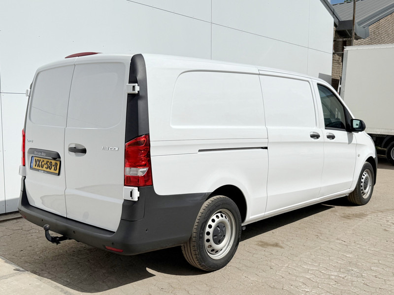 Mercedes-Benz Vito 116 CDI Automaat L3 Climate Control Cruise Control Trekhaak Navigatie Camera Parkeersensoren voor achter - Mali kombi: slika 3 Mercedes-Benz Vito 116 CDI Automaat L3 Climate Control Cruise Control Trekhaak Navigatie Camera Parkeersensoren voor achter - Mali kombi: slika 3