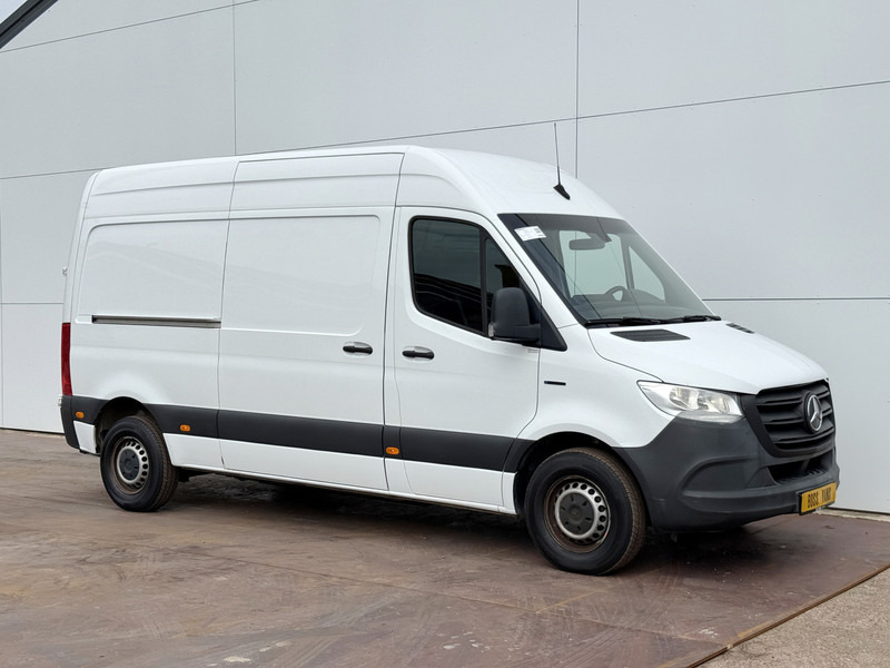 Mercedes-Benz eSprinter 312 - Binnenkort verwacht! L2H2 100% Elektrisch 55kWh 168km WLTP 80kw Snelladen Climate Control Camera Stoelverwarming - Furgon, Električno dostavno vozilo: slika 4 Mercedes-Benz eSprinter 312 - Binnenkort verwacht! L2H2 100% Elektrisch 55kWh 168km WLTP 80kw Snelladen Climate Control Camera Stoelverwarming - Furgon, Električno dostavno vozilo: slika 4