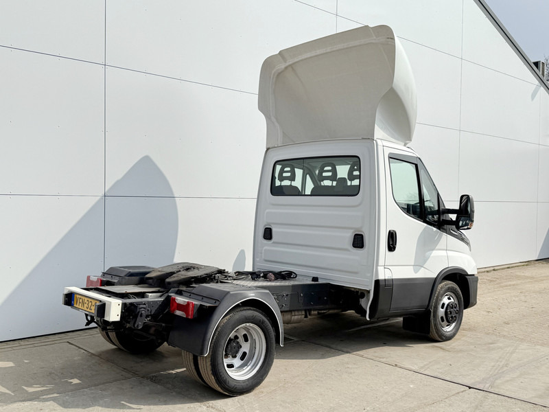Iveco Daily 40C16 Automaat 8.796 kg GCW BE-Trekker BE-Combi Airco Cruise Control - Vlačilec: slika 3 Iveco Daily 40C16 Automaat 8.796 kg GCW BE-Trekker BE-Combi Airco Cruise Control - Vlačilec: slika 3