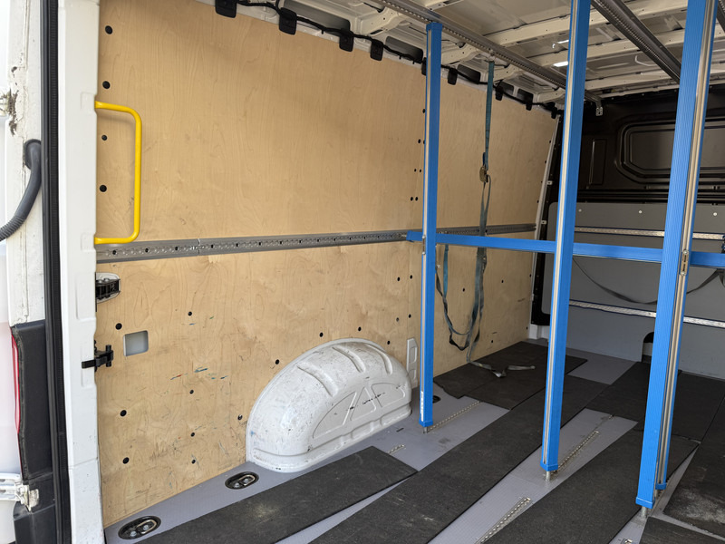 Mali kombi Volkswagen Crafter Volkswagen Crafter 2.0 TDI 102PK L3H2 Airco Lat betimmering Parkeersensoren voor achter: slika 13