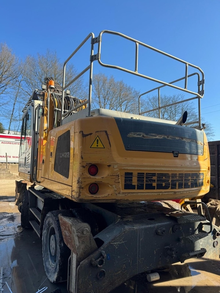 Liebherr LH 22 M - Bager za prekladanje primarnih/ Sekundarnih surovin: slika 2 Liebherr LH 22 M - Bager za prekladanje primarnih/ Sekundarnih surovin: slika 2