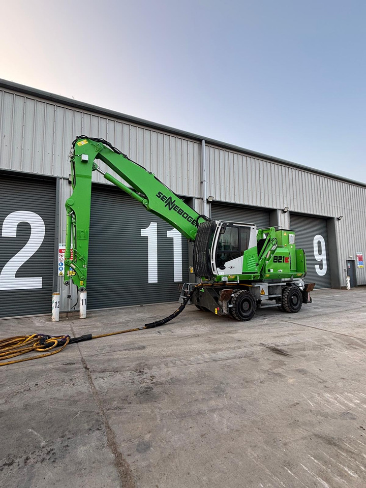 Sennebogen 821E Electric - Bager za prekladanje primarnih/ Sekundarnih surovin: slika 1 Sennebogen 821E Electric - Bager za prekladanje primarnih/ Sekundarnih surovin: slika 1