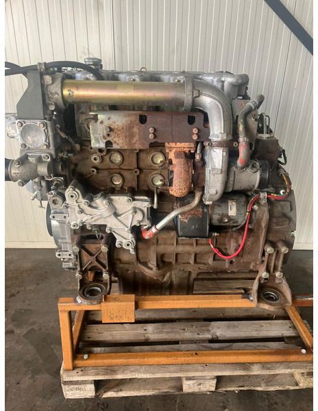 Liebherr A904 Li/A904C Li/R904/R904C - Motor: slika 3 Liebherr A904 Li/A904C Li/R904/R904C - Motor: slika 3