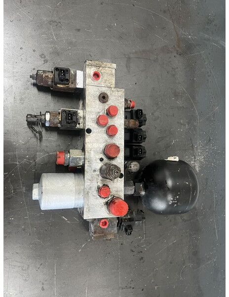Liebherr A944C Li / A934C Li / R944C Li / R954C - Hidravlika: slika 1 Liebherr A944C Li / A934C Li / R944C Li / R954C - Hidravlika: slika 1