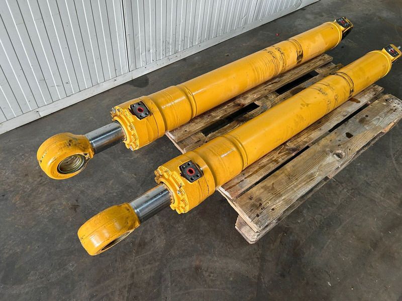 Liebherr R914B / A904C Li / LH24 M / LH26 M / A914 Li / A914B Li / R914 / R904C / LH26 EC - Hidravlični cilinder: slika 2 Liebherr R914B / A904C Li / LH24 M / LH26 M / A914 Li / A914B Li / R914 / R904C / LH26 EC - Hidravlični cilinder: slika 2