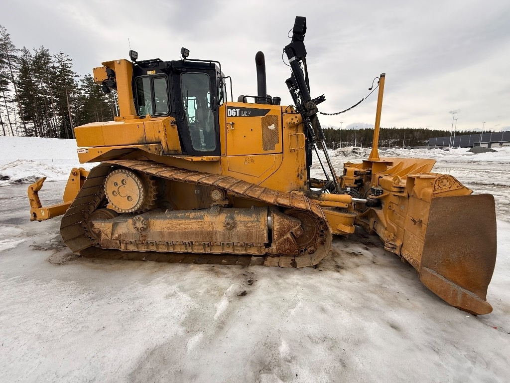 CAT D 6 T LGP - Buldožer: slika 2 CAT D 6 T LGP - Buldožer: slika 2