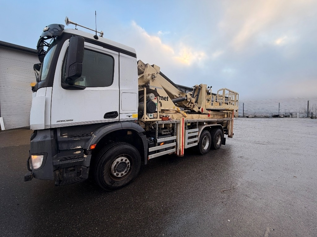 Normet ESSLIFT 1000 - Dvižna ploščad montirana na tovornjak: slika 4 Normet ESSLIFT 1000 - Dvižna ploščad montirana na tovornjak: slika 4