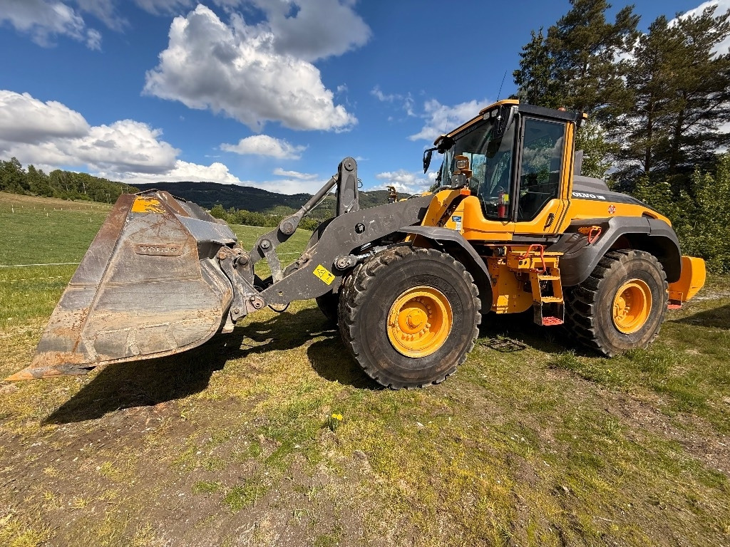 Volvo L 90 H - Kolesni nakladalec: slika 1 Volvo L 90 H - Kolesni nakladalec: slika 1
