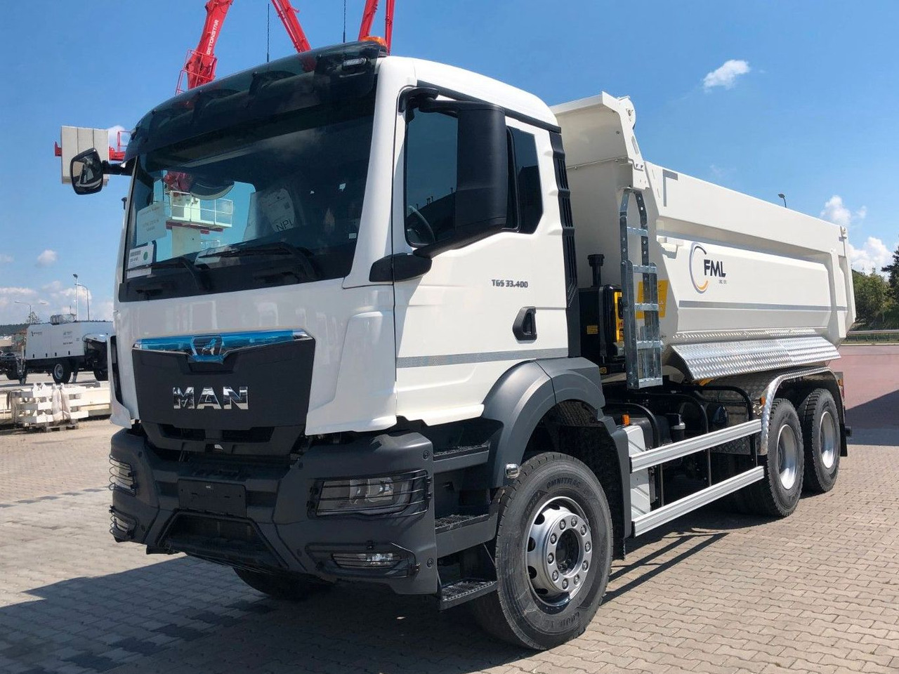 MAN TGS 33.400 6X4 EURO2 FML KIPPER 17,5M3 - Tovornjak prekucnik: slika 2 MAN TGS 33.400 6X4 EURO2 FML KIPPER 17,5M3 - Tovornjak prekucnik: slika 2