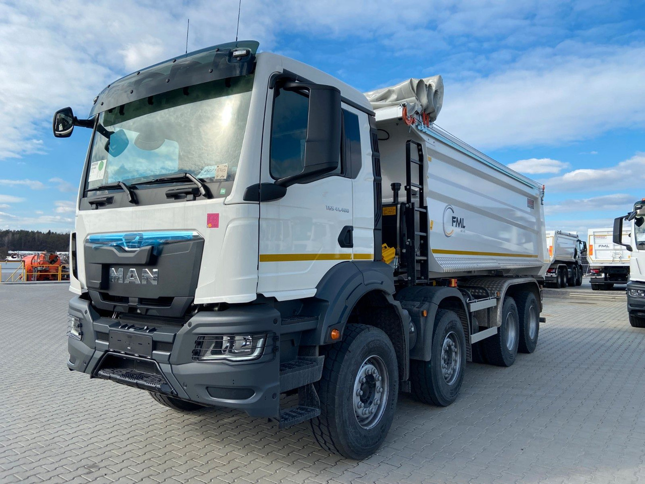 MAN TGS 41.400 8x4 EURO2 AUTOMAT TIPPER CR. SYSTEM - Tovornjak prekucnik: slika 2 MAN TGS 41.400 8x4 EURO2 AUTOMAT TIPPER CR. SYSTEM - Tovornjak prekucnik: slika 2