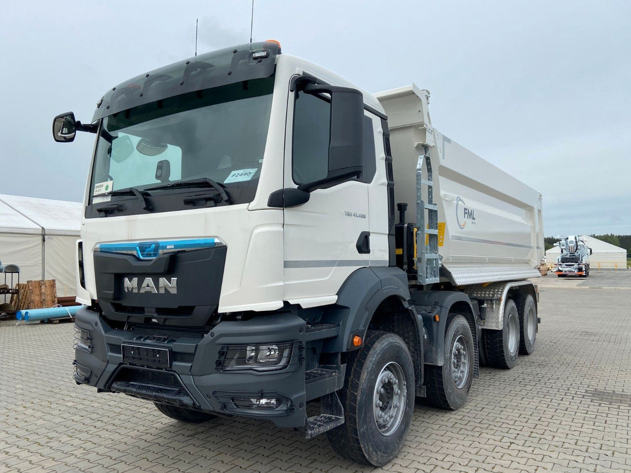 MAN TGS 41.400 8x4 EURO2 FML KIPPER 21M3 - Tovornjak prekucnik: slika 2 MAN TGS 41.400 8x4 EURO2 FML KIPPER 21M3 - Tovornjak prekucnik: slika 2