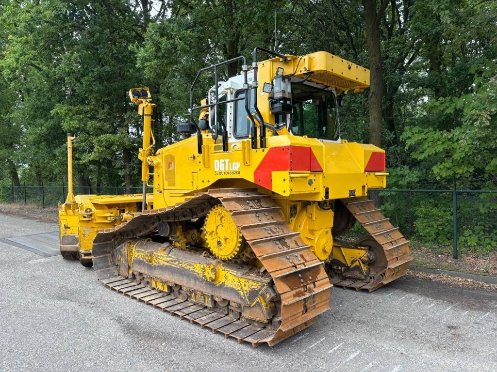 CAT D6T LGP V PAT Blade (Foldable) - Buldožer: slika 4 CAT D6T LGP V PAT Blade (Foldable) - Buldožer: slika 4