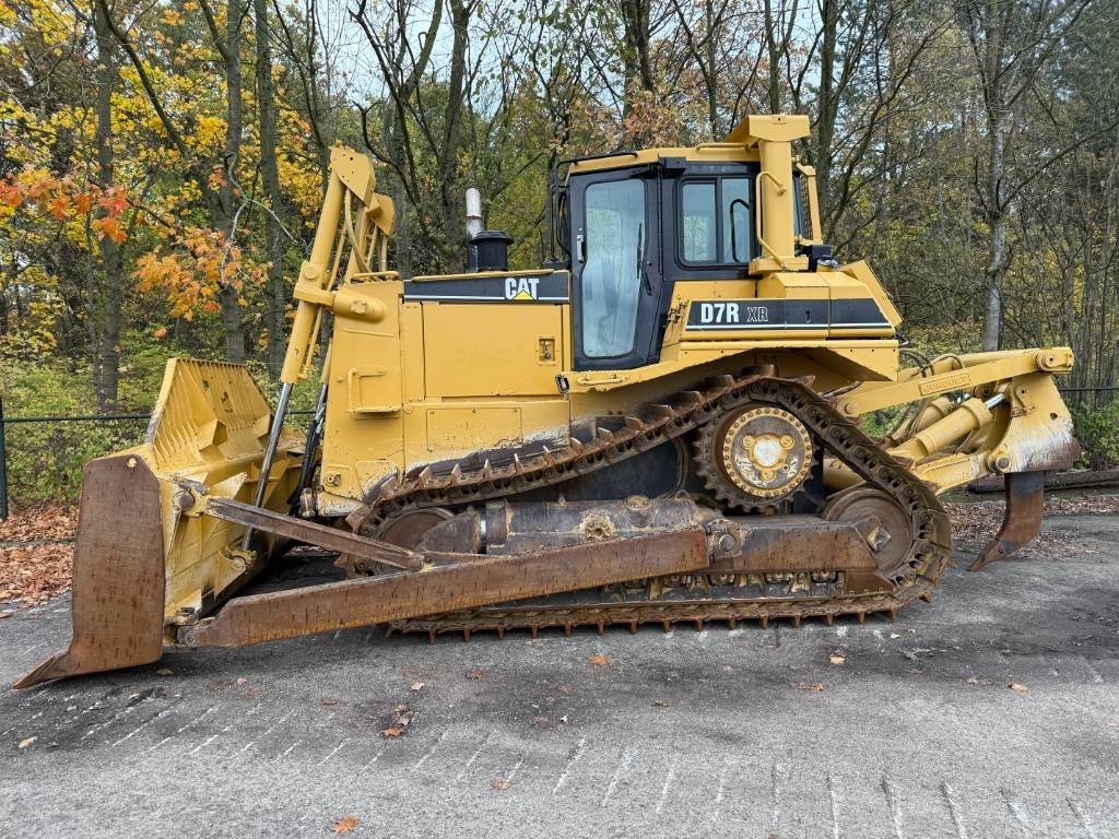 CAT D7R XR CE / LOW HOURS / TOP CONDITION - Buldožer: slika 2 CAT D7R XR CE / LOW HOURS / TOP CONDITION - Buldožer: slika 2