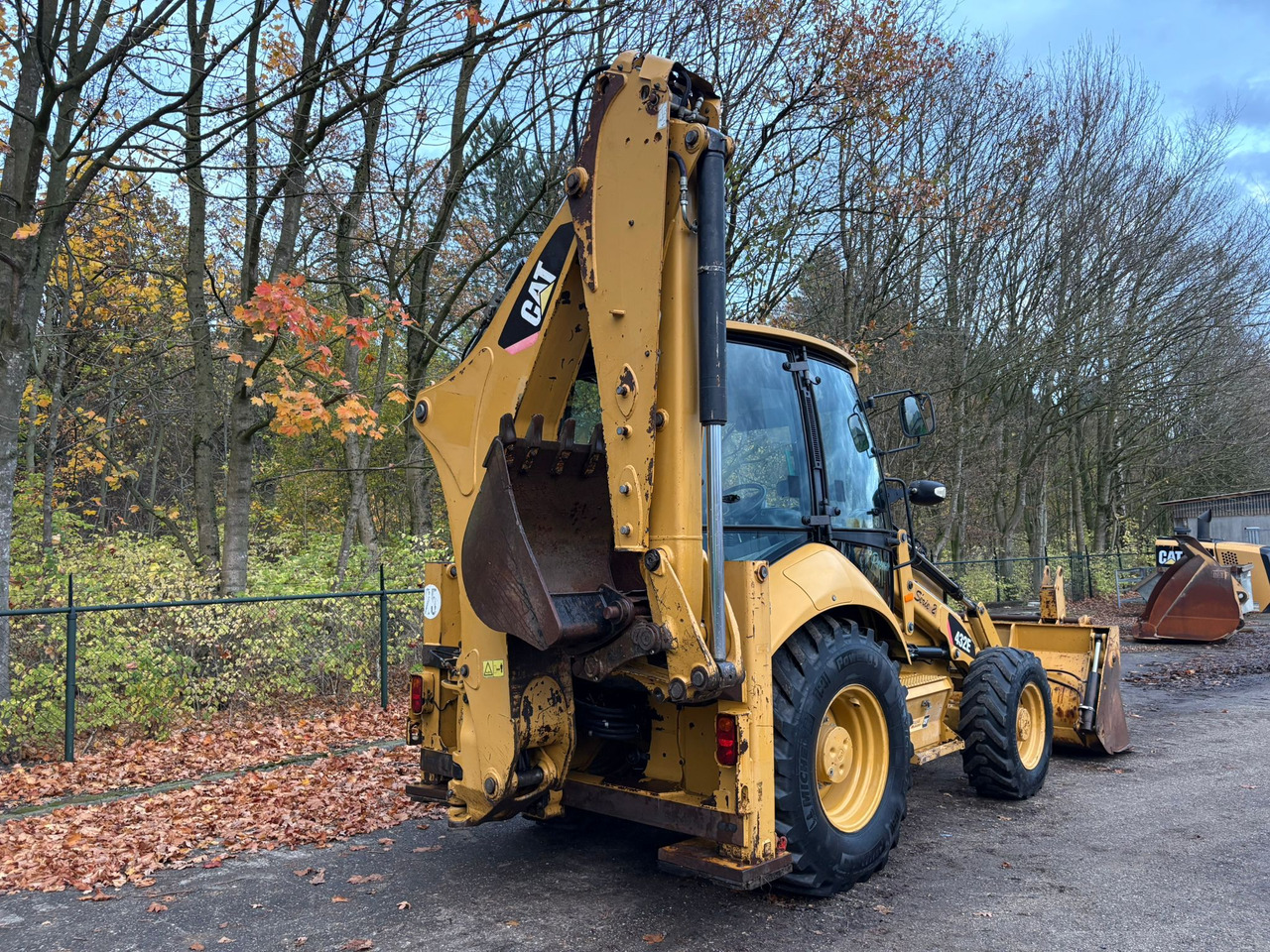 CATERPILLAR 432E - Bager nakladalec: slika 4 CATERPILLAR 432E - Bager nakladalec: slika 4