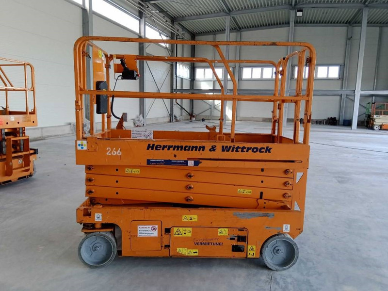 Genie GS 2646 - Škarjasta dvižna ploščad: slika 3 Genie GS 2646 - Škarjasta dvižna ploščad: slika 3