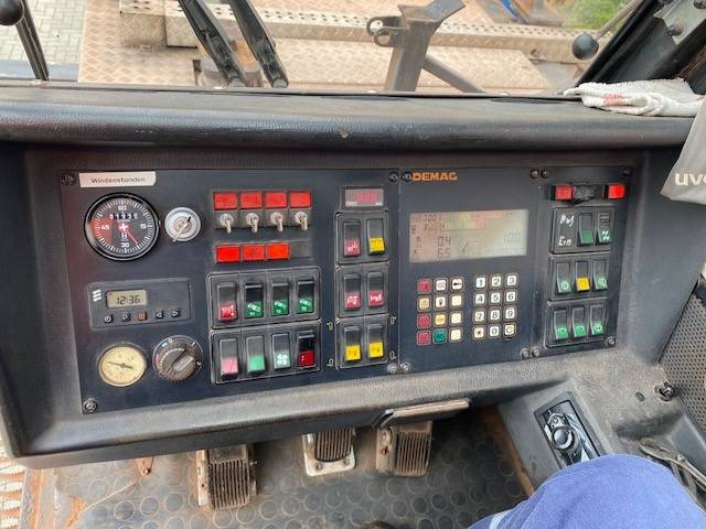 Avtodvigalo za vse namene Terex Demag AC 80-1: slika 6