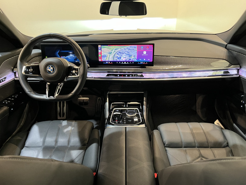 BMW i7 xDrive60 106 kWh / M Sportpakket / Panoramadak / Bowers & Wilkins / 11.600 KM !! - Limuzina: slika 2 BMW i7 xDrive60 106 kWh / M Sportpakket / Panoramadak / Bowers & Wilkins / 11.600 KM !! - Limuzina: slika 2