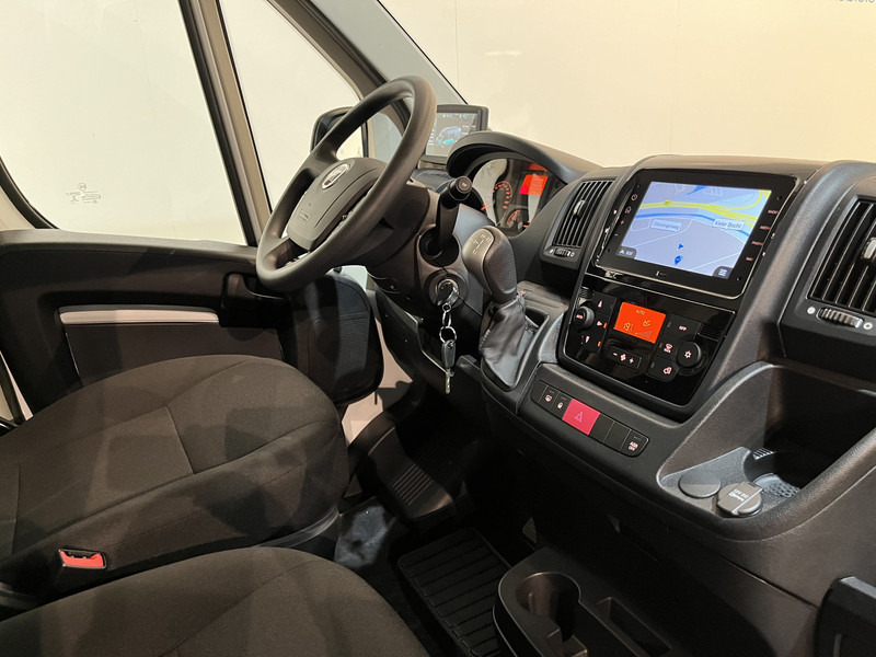 Fiat E-Ducato 3.5T L3H2 79 kWh / 100% elektrisch !! / Airco / Cruise Control / CarPlay / Camera / Navigatie / 3-Zits / 244 km !! Z.G.A.N. !!! - Furgon, Električno dostavno vozilo: slika 3 Fiat E-Ducato 3.5T L3H2 79 kWh / 100% elektrisch !! / Airco / Cruise Control / CarPlay / Camera / Navigatie / 3-Zits / 244 km !! Z.G.A.N. !!! - Furgon, Električno dostavno vozilo: slika 3