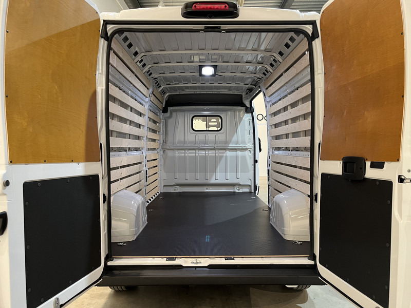 Fiat E-Ducato 3.5T L3H2 79 kWh / 100% elektrisch !! / Airco / Cruise Control / CarPlay / Camera / Navigatie / 3-Zits / 244 km !! Z.G.A.N. !!! - Furgon, Električno dostavno vozilo: slika 5 Fiat E-Ducato 3.5T L3H2 79 kWh / 100% elektrisch !! / Airco / Cruise Control / CarPlay / Camera / Navigatie / 3-Zits / 244 km !! Z.G.A.N. !!! - Furgon, Električno dostavno vozilo: slika 5