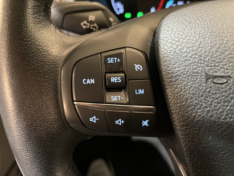 Mali kombi Ford Transit Custom 280 2.0 TDCI L1H1 Trend 130 PK Servicebus / Inrichting / Euro 6 / Airco / PDC / Cruise Control / Navigatie / CarPlay / Trekhaak / 3-Zits / 96.300 KM !! / BPM VRIJ !!: slika 12