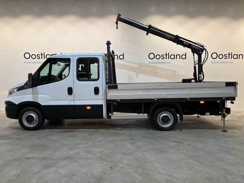 Iveco Daily 35S18D 3.0 375 Automaat Open Laadbak / Hiab Kraan / Euro 6 / Trekhaak 3500 KG / Airco / Camera / Navigatie / 3-Zits / 67.000 KM !! - Dostavno vozilo s kesonom: slika 2 Iveco Daily 35S18D 3.0 375 Automaat Open Laadbak / Hiab Kraan / Euro 6 / Trekhaak 3500 KG / Airco / Camera / Navigatie / 3-Zits / 67.000 KM !! - Dostavno vozilo s kesonom: slika 2