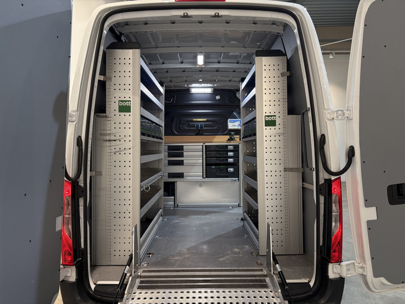 Mercedes-Benz Sprinter 311 CDI L2H2 / Euro 6 / Servicebus / Bott inrichting / 220V / Airco / Oprijplaat / Compressor / CarPlay / Camera / 85.395 KM !! - Furgon: slika 5 Mercedes-Benz Sprinter 311 CDI L2H2 / Euro 6 / Servicebus / Bott inrichting / 220V / Airco / Oprijplaat / Compressor / CarPlay / Camera / 85.395 KM !! - Furgon: slika 5