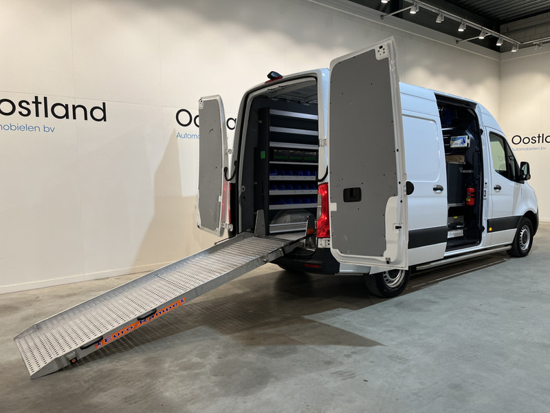 Mercedes-Benz Sprinter 311 CDI L2H2 RWD / Euro 6 / Servicebus / Bott inrichting / 220V / Airco / Oprijplaat / Compressor / CarPlay / Camera - Furgon: slika 2 Mercedes-Benz Sprinter 311 CDI L2H2 RWD / Euro 6 / Servicebus / Bott inrichting / 220V / Airco / Oprijplaat / Compressor / CarPlay / Camera - Furgon: slika 2