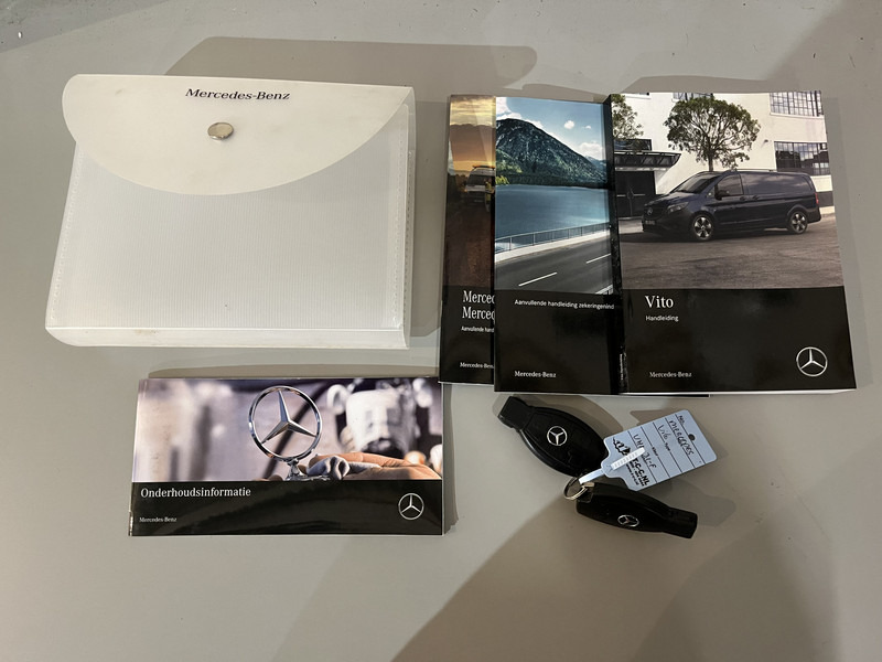Mali kombi Mercedes-Benz Vito 110 CDI Lang / Euro 6 / Airco / CarPlay / Camera / Navigatie / Klep / 74.000 KM !!: slika 18