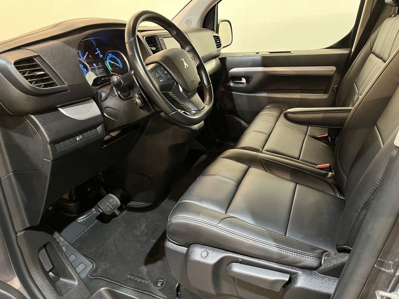 Peugeot e-Expert EV L3 DC Dubbel Cabine 75 kWh / 2X Schuifdeur / Trekhaak / Camera / Leder / CarPlay / Navigatie / Clima / Cruise / 49.300 KM !! - Mali kombi, Dostavno vozilo z dvojno kabino: slika 5 Peugeot e-Expert EV L3 DC Dubbel Cabine 75 kWh / 2X Schuifdeur / Trekhaak / Camera / Leder / CarPlay / Navigatie / Clima / Cruise / 49.300 KM !! - Mali kombi, Dostavno vozilo z dvojno kabino: slika 5