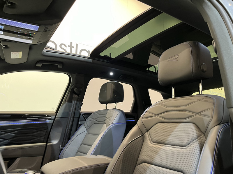 Volkswagen Touareg R 3.0 TSi 462 PK eHybrid 4MOTION Full Options / Luchtvering / IQ Matrix / 360 Camera / Panoramadak / Head-Up / Leder / Stoelventilatie / Stoelverwarming - SUV: slika 5 Volkswagen Touareg R 3.0 TSi 462 PK eHybrid 4MOTION Full Options / Luchtvering / IQ Matrix / 360 Camera / Panoramadak / Head-Up / Leder / Stoelventilatie / Stoelverwarming - SUV: slika 5