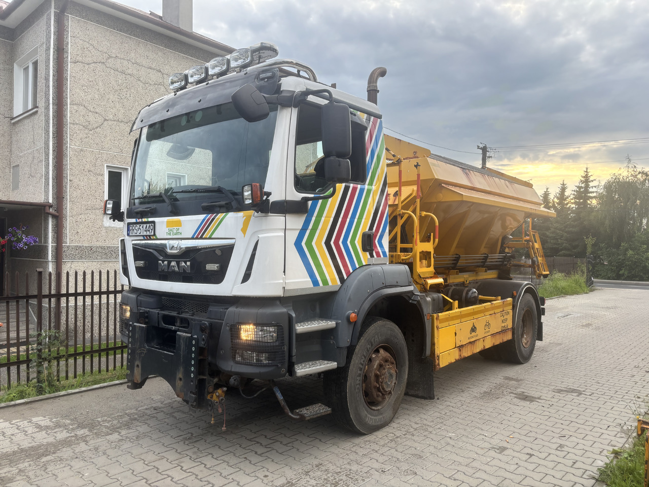 MAN TGM 18.290 4X4 BB GRITTER/SPREADER/PLOUGH - Vozilo za zimsko službo: slika 2 MAN TGM 18.290 4X4 BB GRITTER/SPREADER/PLOUGH - Vozilo za zimsko službo: slika 2