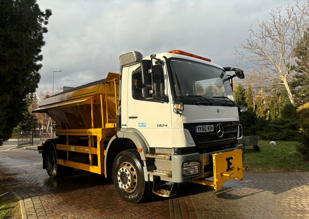 Mercedes-Benz Axor 4x2 piaskarka solarka econ schmidt 1824 e5 - Vozilo za zimsko službo: slika 2 Mercedes-Benz Axor 4x2 piaskarka solarka econ schmidt 1824 e5 - Vozilo za zimsko službo: slika 2