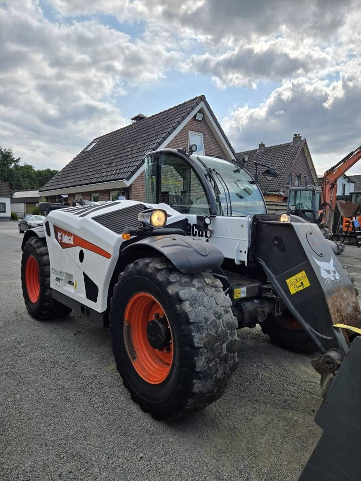 Bobcat TL 38.70 HF AGRI - Teleskopski viličar: slika 5 Bobcat TL 38.70 HF AGRI - Teleskopski viličar: slika 5