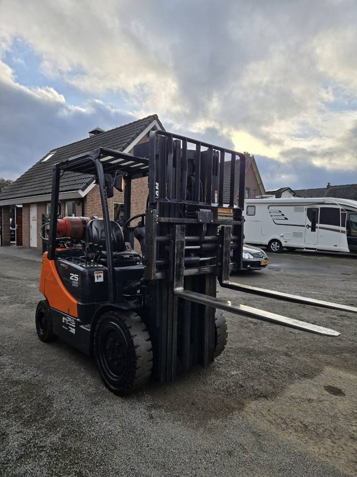 Doosan G 25 E-5 - Plinski viličar: slika 5 Doosan G 25 E-5 - Plinski viličar: slika 5