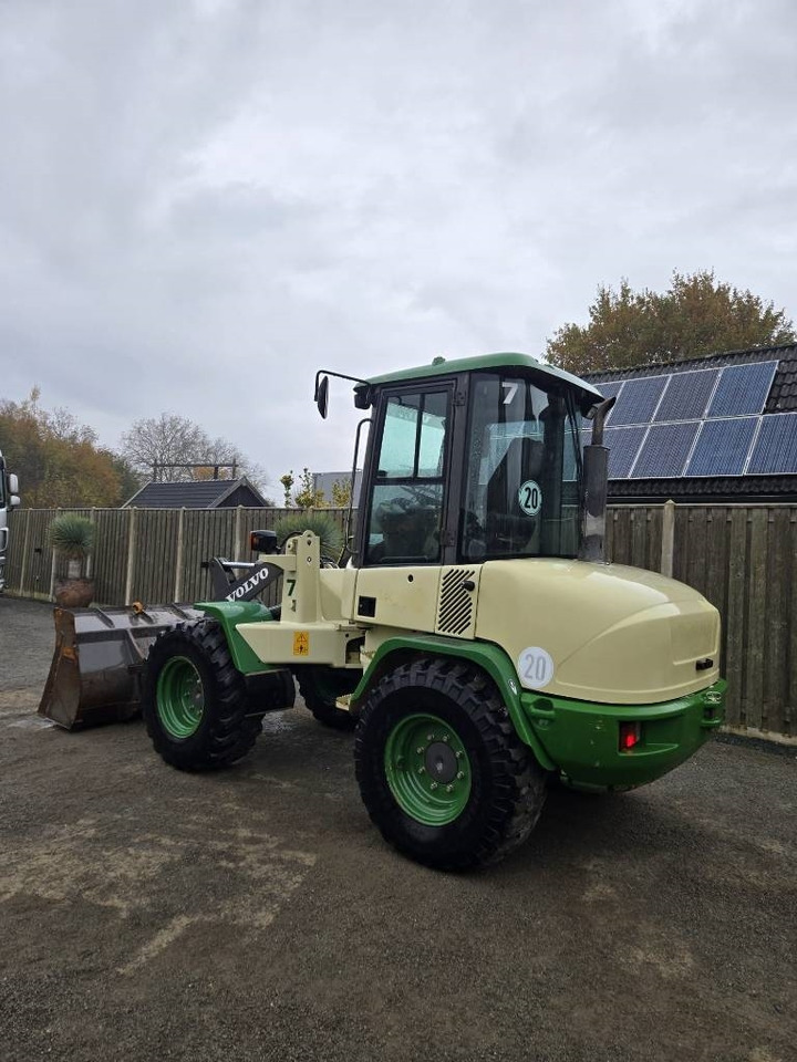 Volvo L 30 B - Kolesni nakladalec: slika 5 Volvo L 30 B - Kolesni nakladalec: slika 5