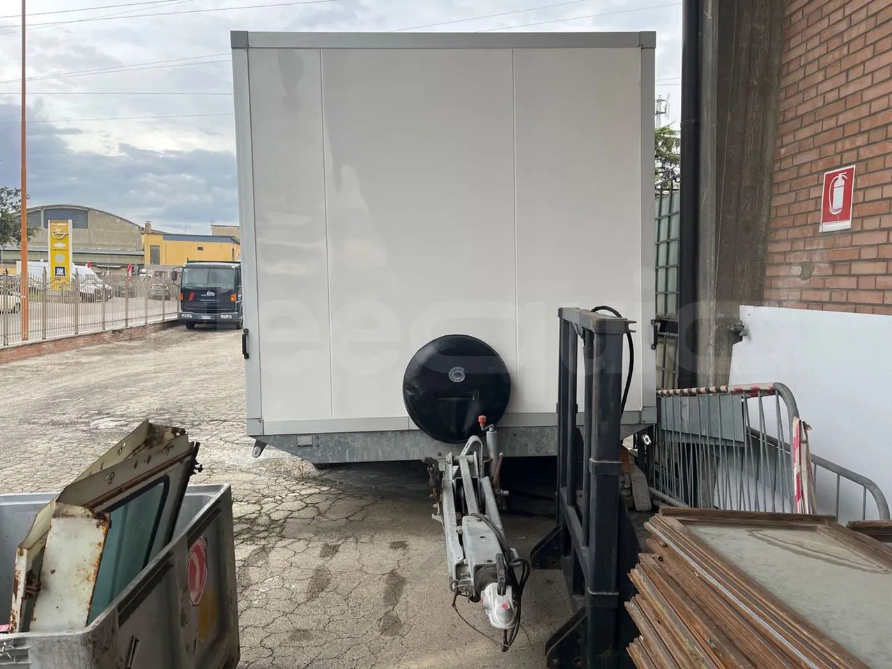 Humbaur Rimorchio - Potovalni avtobus: slika 1 Humbaur Rimorchio - Potovalni avtobus: slika 1