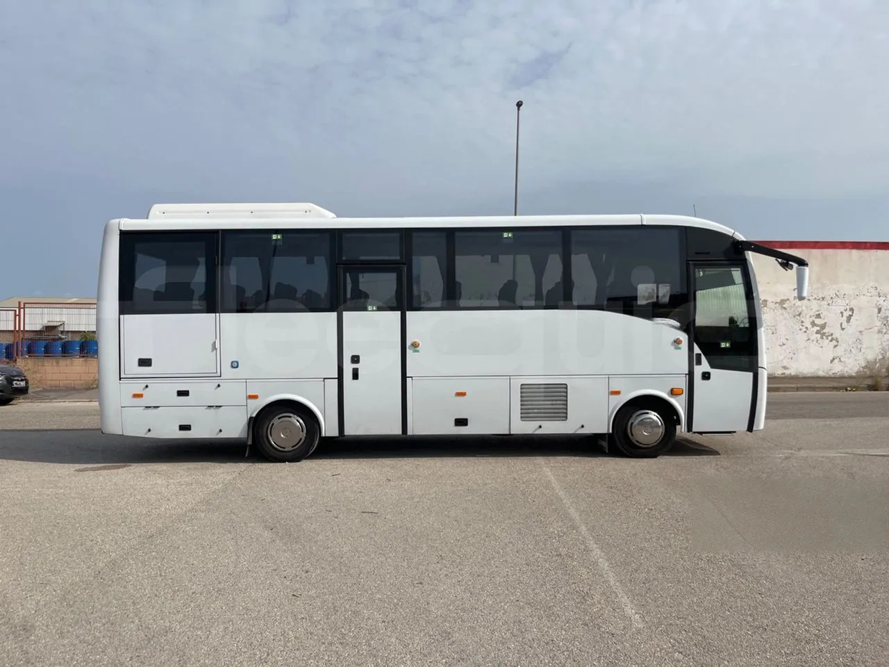 Potovalni avtobus Isuzu Grand Toro: slika 13 Potovalni avtobus Isuzu Grand Toro: slika 13