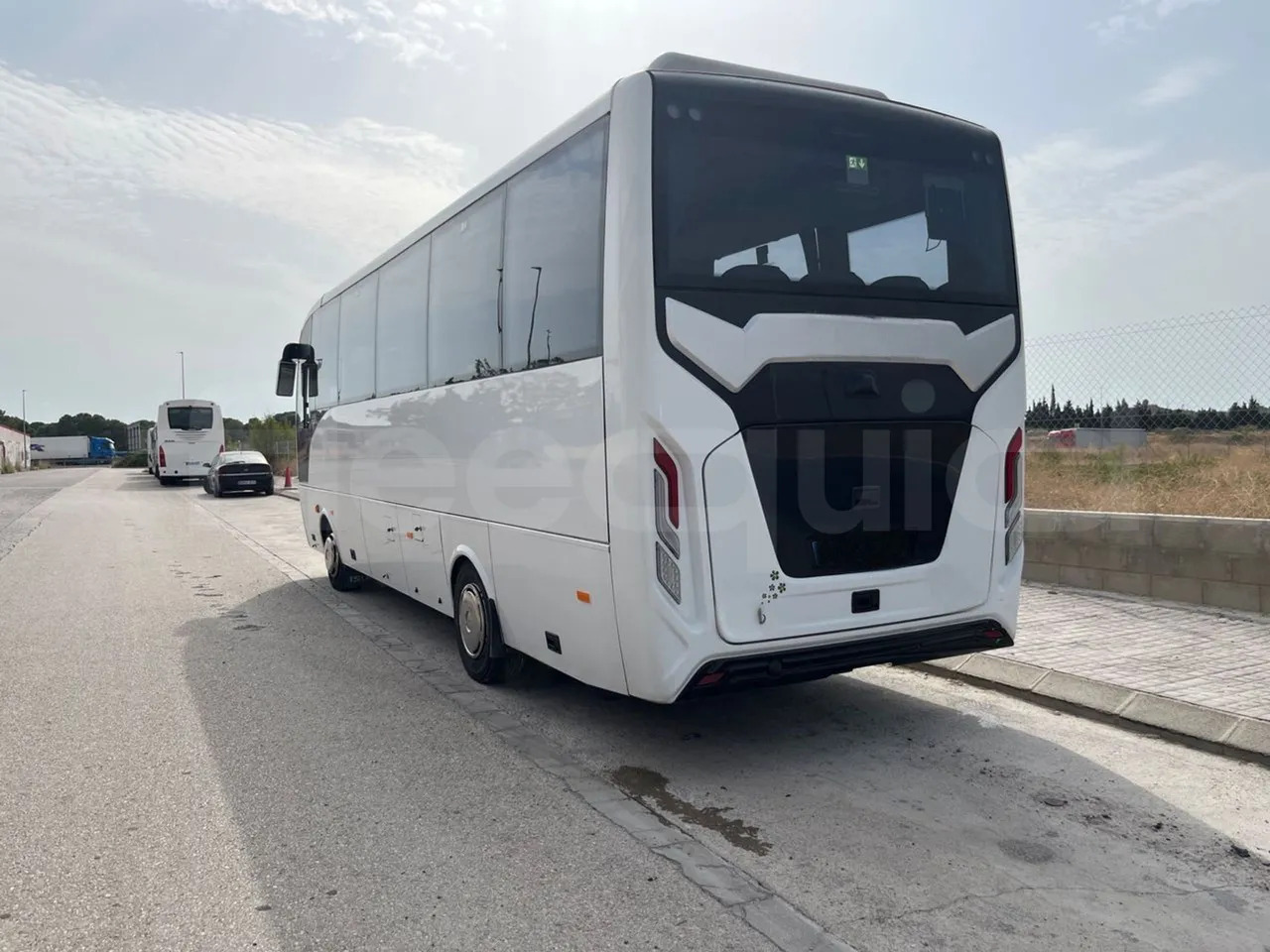 Potovalni avtobus Isuzu Grand Toro: slika 9 Potovalni avtobus Isuzu Grand Toro: slika 9