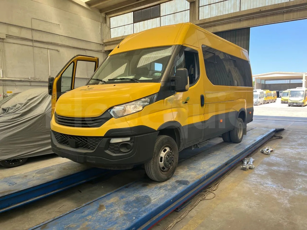 Iveco Daily - Šolski avtobus: slika 4 Iveco Daily - Šolski avtobus: slika 4