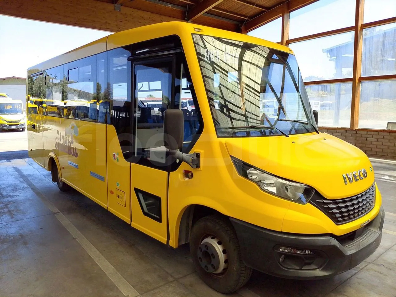 Iveco Indcar - Šolski avtobus: slika 1 Iveco Indcar - Šolski avtobus: slika 1