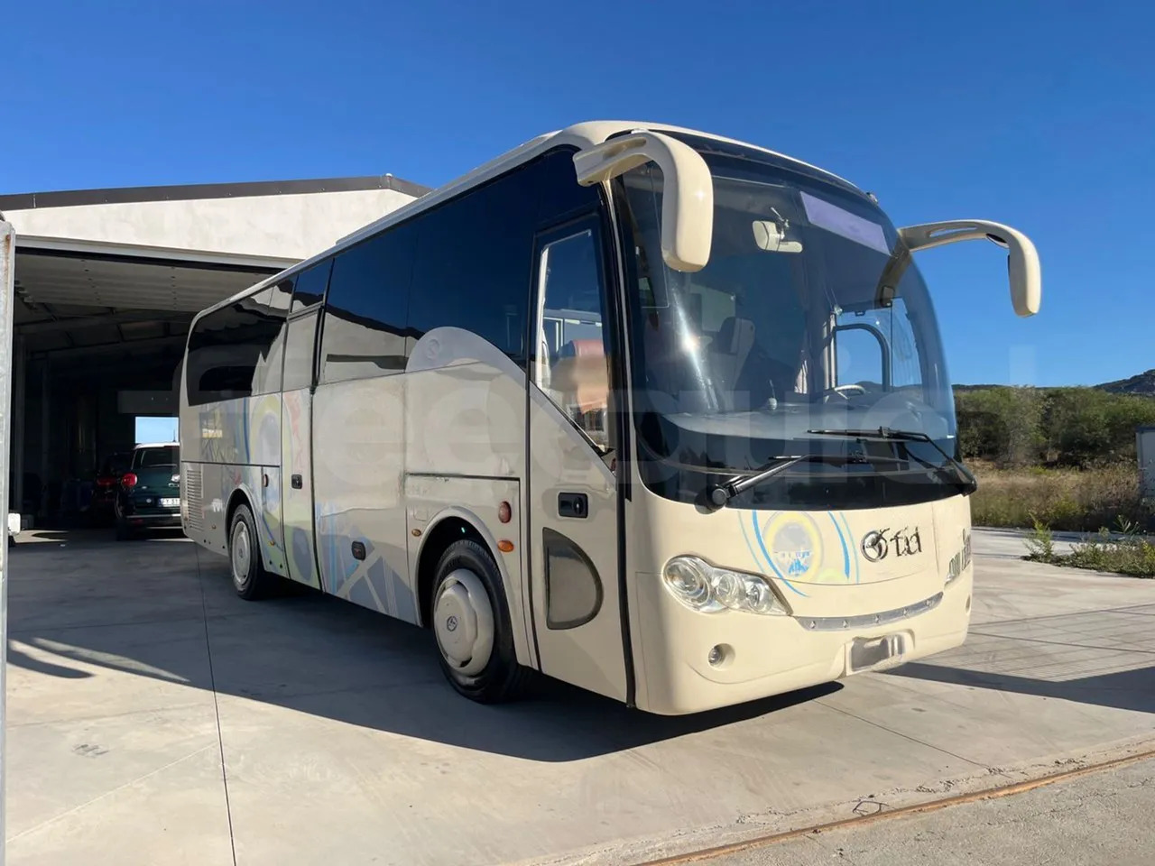 King Long XMQ6900 - Potovalni avtobus: slika 1 King Long XMQ6900 - Potovalni avtobus: slika 1